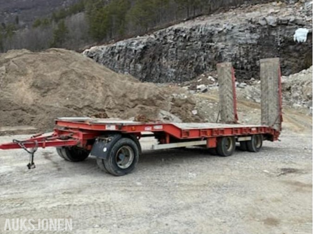 2000 HOFFMANN LTU 30 Maskinhenger