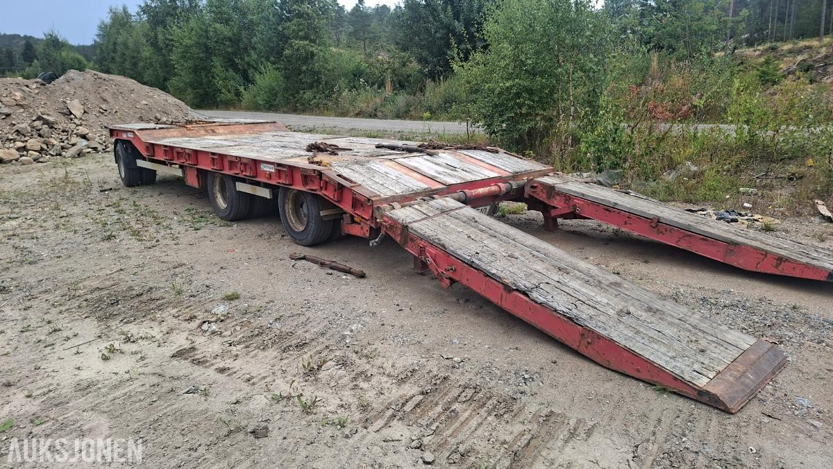 2000 HOFFMANN LTU 30 Maskinhenger
