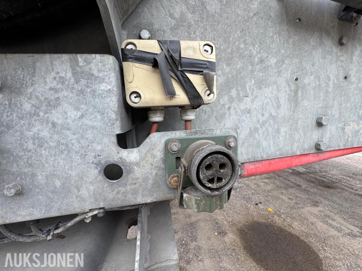 2015 Max Trailer F-S42-1ACA lowbed med uttrekk / EU-godkjent