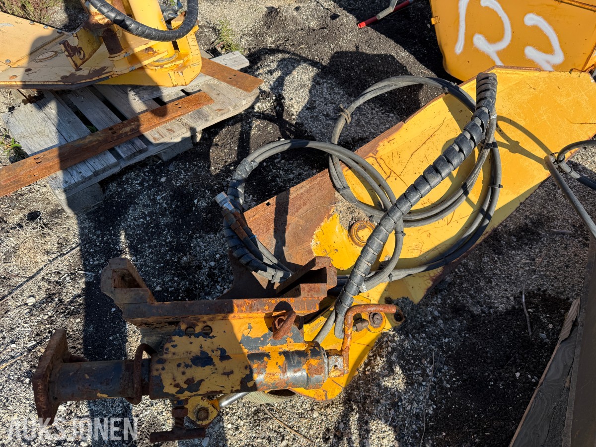 Hydraulisk snø-/grusstopper til skjær / veghøvel