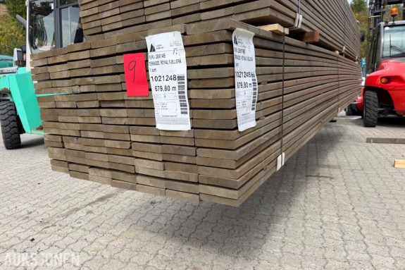 Terrassebord 28 x 145 Glatt Ende sprekk