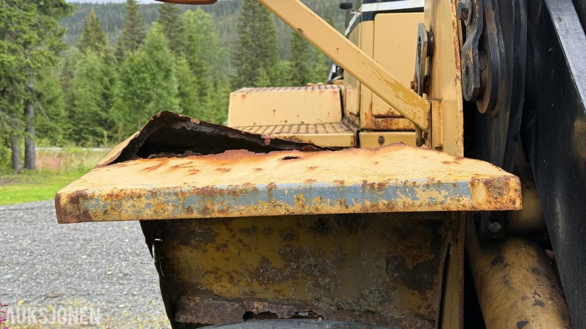 1996 Cat IT28F hjullaster m/ pallegafler og 2 skuffer 