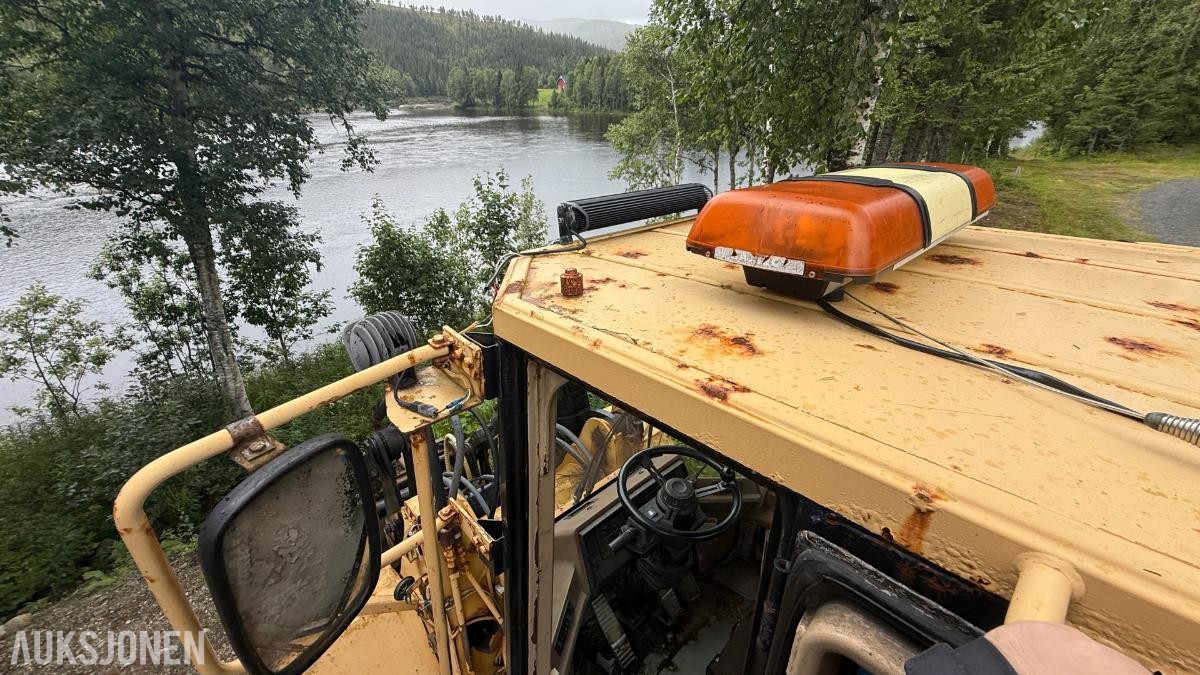 1996 Cat IT28F hjullaster m/ pallegafler og 2 skuffer 