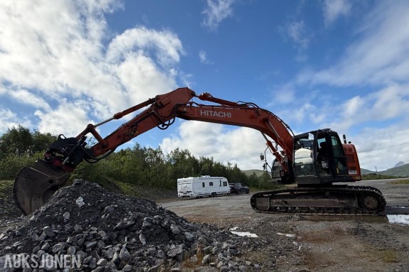 2020 Hitachi ZX225USLC-6 Gravemaskin - Mye tilbehør - Hammer - Leica - 4307T