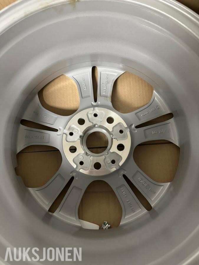 BMW Originale BMW 17" aluminiumsfelger – Style 564 – 5x112