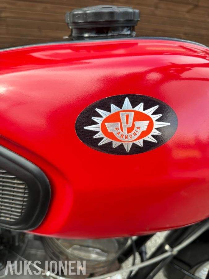 1972 PANNONIA 250 med sidevogn