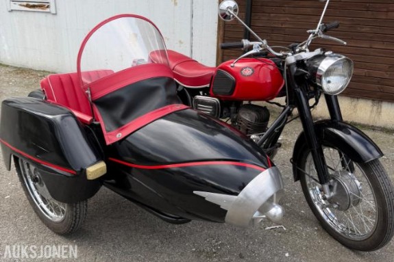 1972 PANNONIA 250 med sidevogn