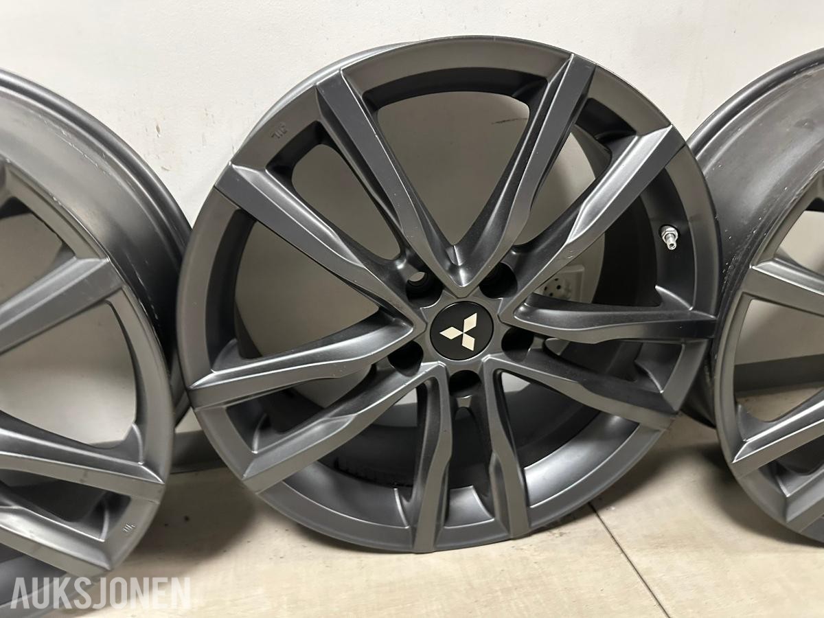 Mitsubishi 18" aluminiumsfelger – 7Jx18 ET38 – mørk grå