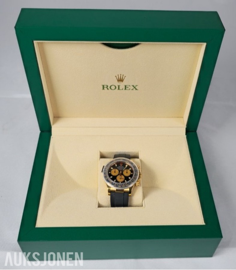 2022 Rolex Cosmograph Daytona 116518LN – 18 kt gult gull – Oysterflex