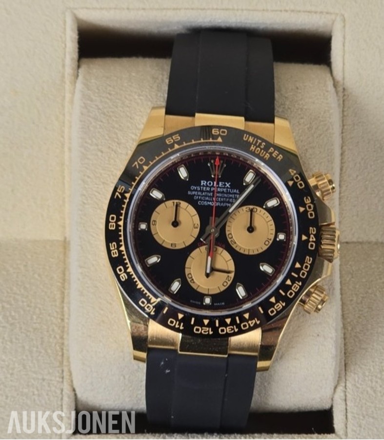 2022 Rolex Cosmograph Daytona 116518LN – 18 kt gult gull – Oysterflex