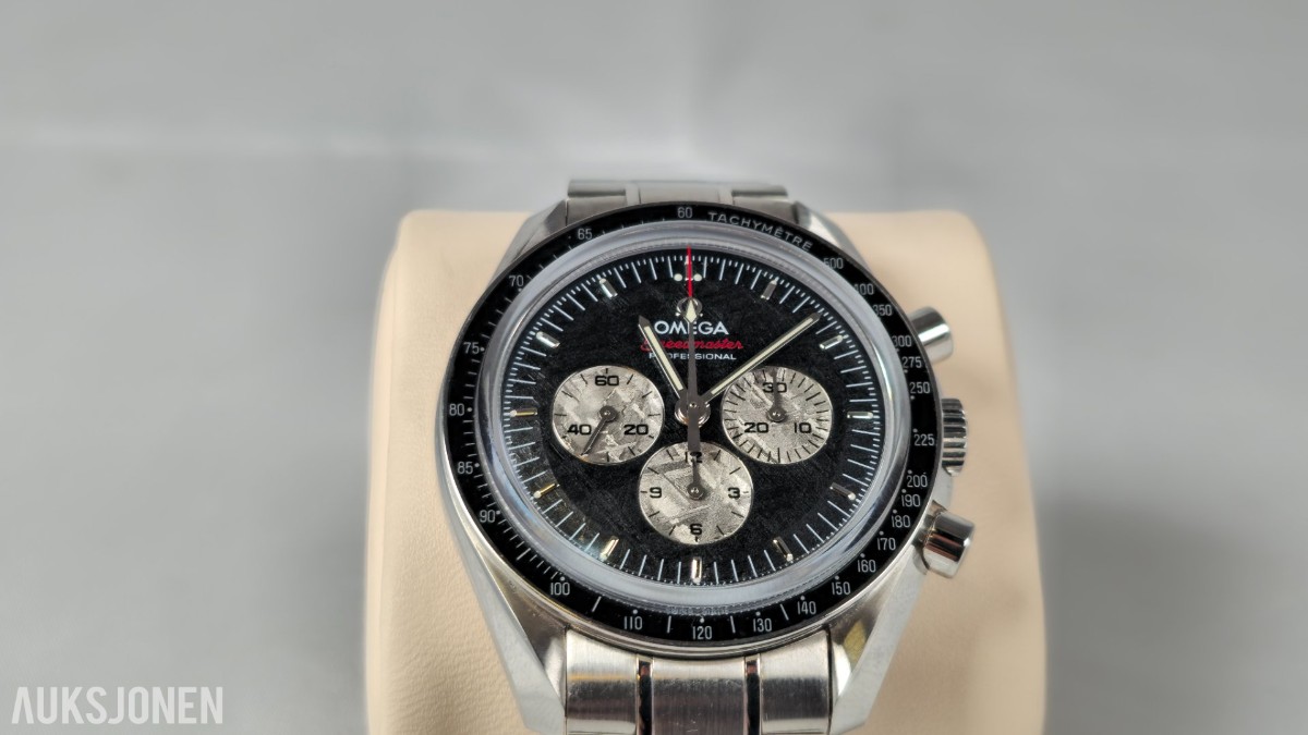 Omega Speedmaster Professional Apollo-Soyuz 35th Anniversary – Limited Edition 874/1975