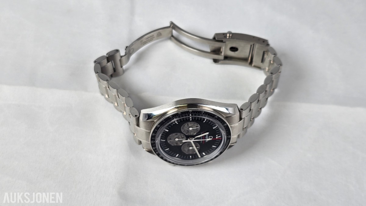 Omega Speedmaster Professional Apollo-Soyuz 35th Anniversary – Limited Edition 874/1975