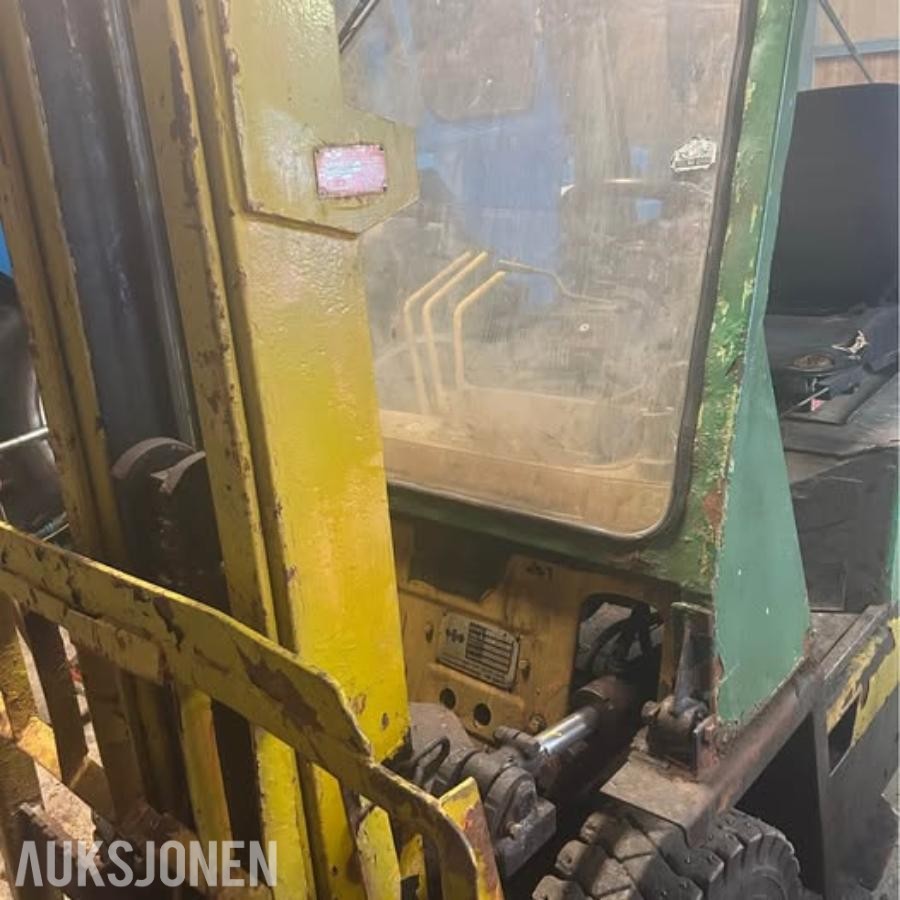 Komatsu FG/FD 20 Motvektstruck - mva fri