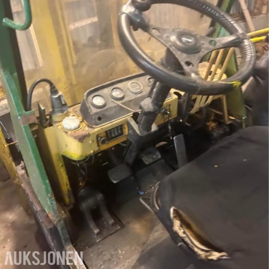 Komatsu FG/FD 20 Motvektstruck - mva fri