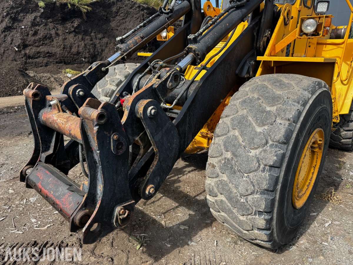 1990 Volvo L160 hjullaster med 7m3 skuffe og ekstra hydraulikk