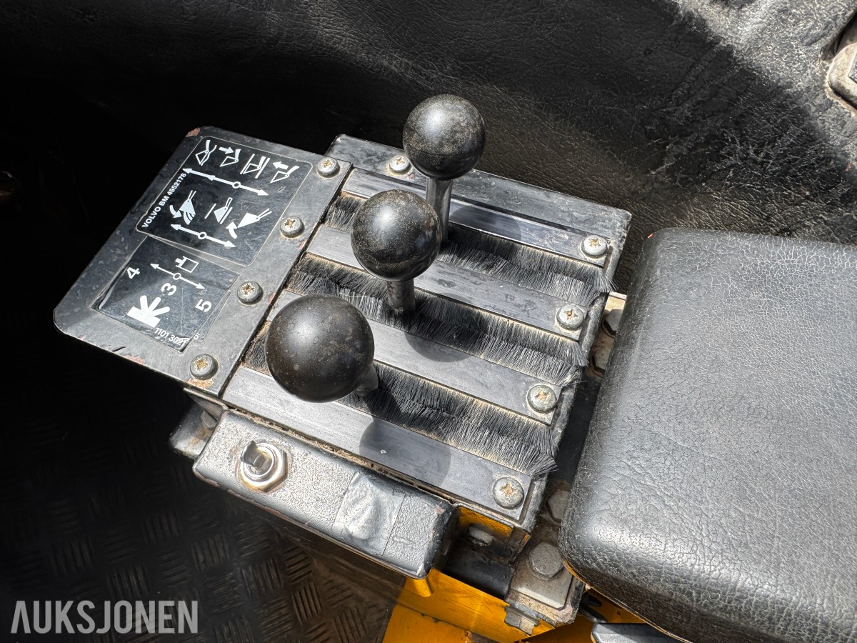 1990 Volvo L160 hjullaster med 7m3 skuffe og ekstra hydraulikk