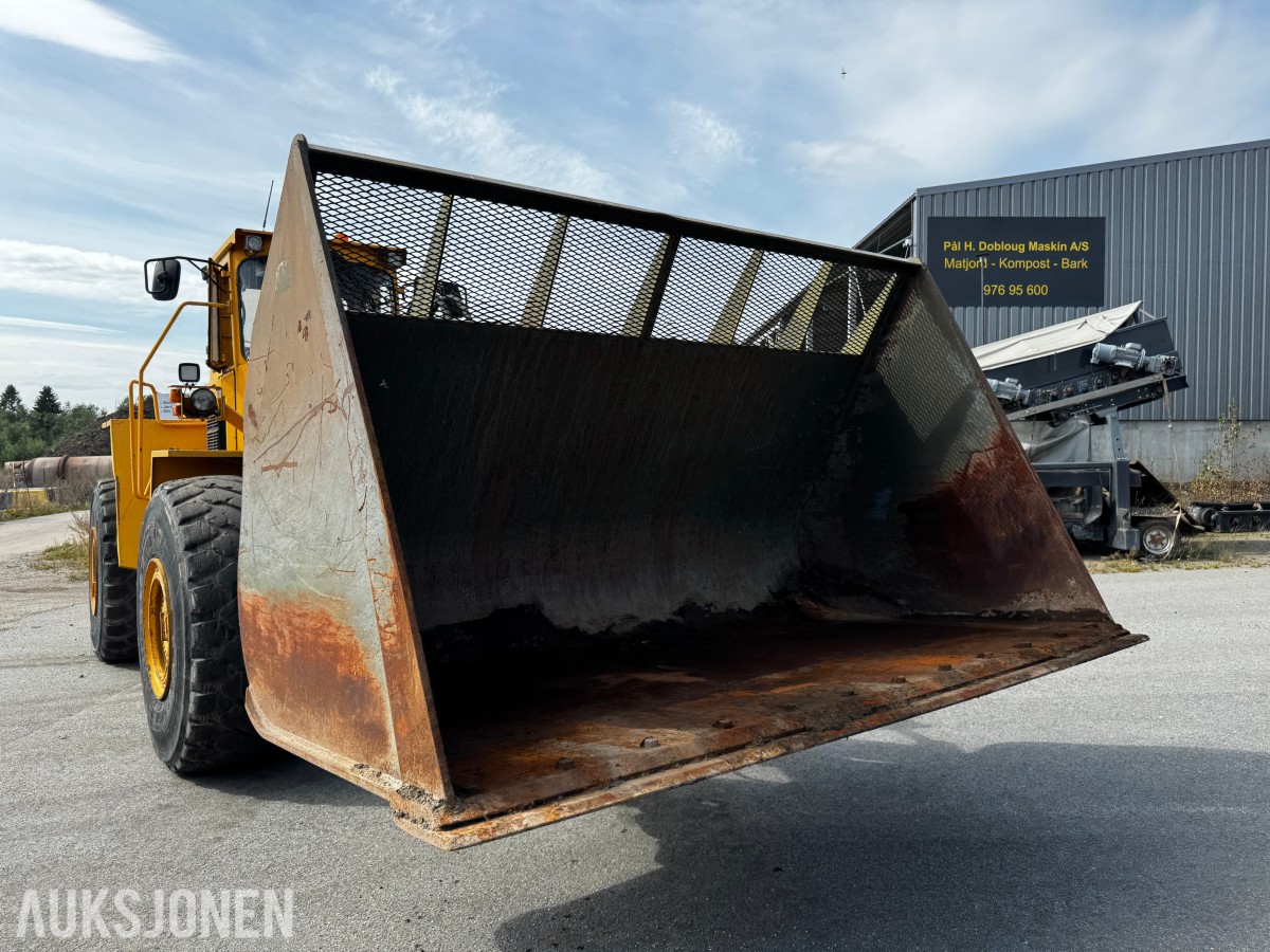 1990 Volvo L160 hjullaster med 7m3 skuffe og ekstra hydraulikk