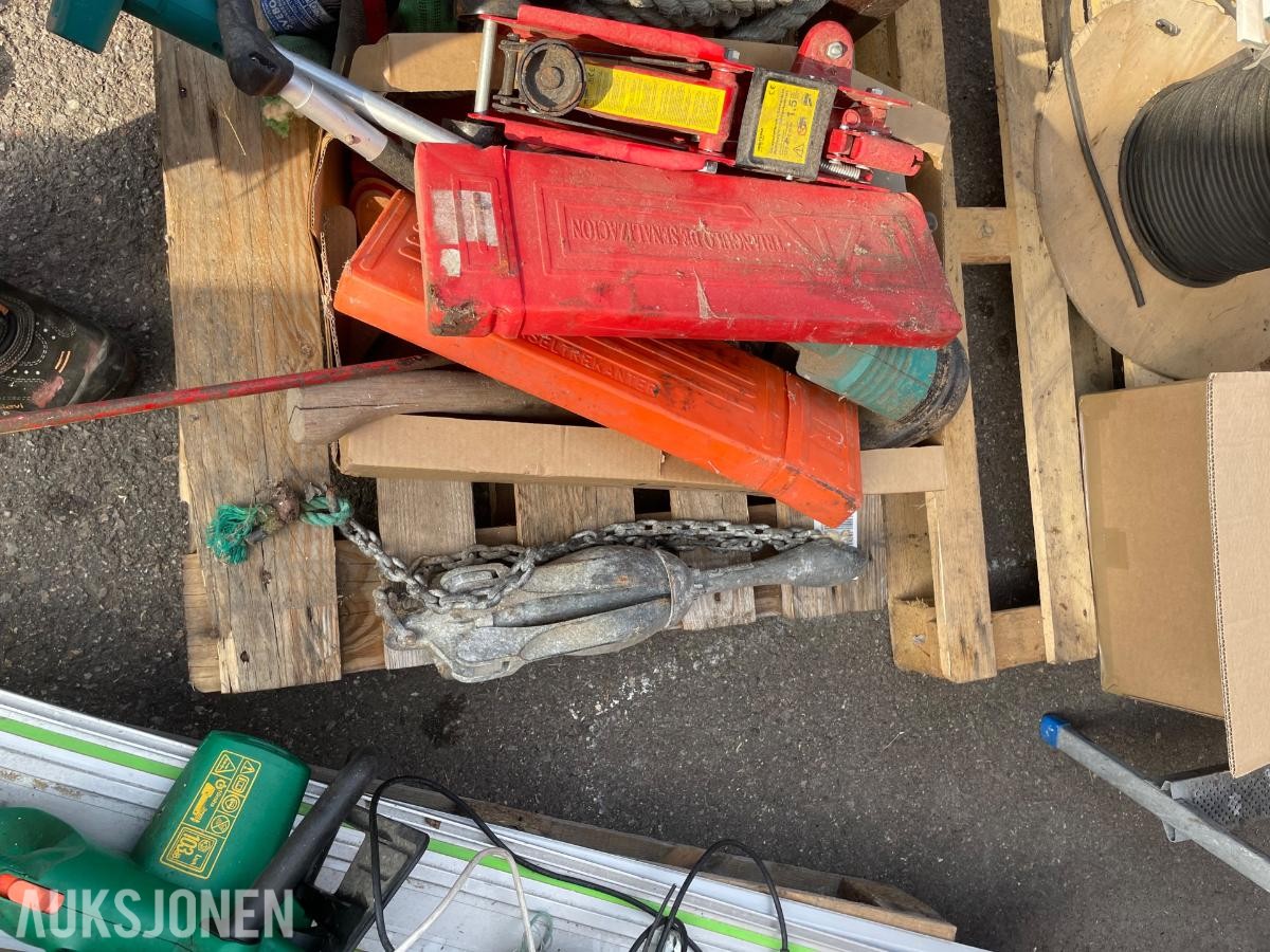 Diverse ryddesalg, se bilder Ingen minstepris