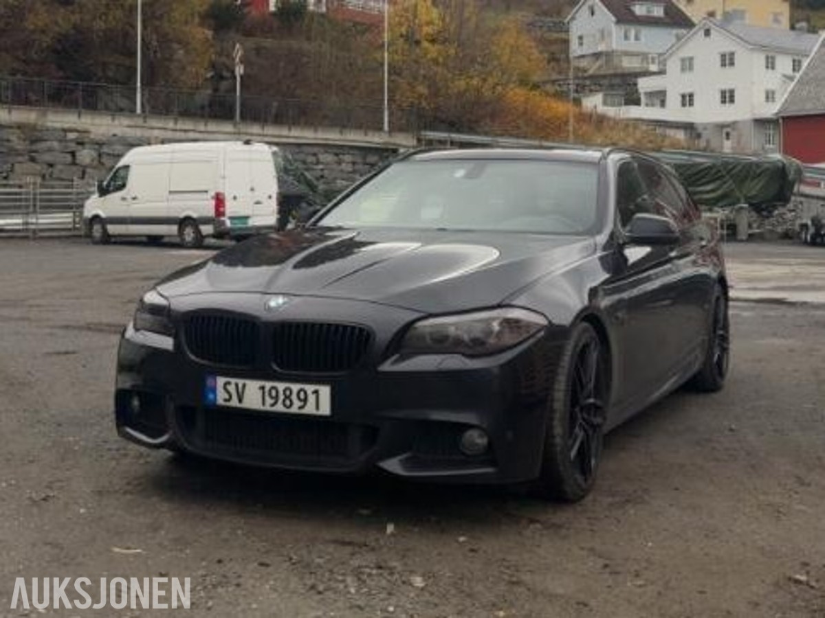 2011 BMW 5-serie F11520d 2.0 184hk Hengerfeste Panoramatak