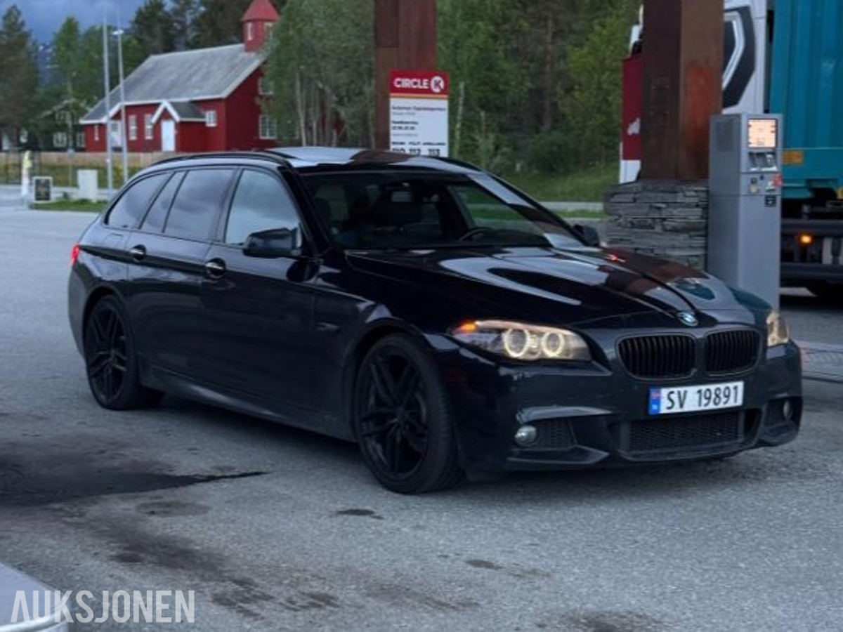 2011 BMW 5-serie F11520d 2.0 184hk Hengerfeste Panoramatak