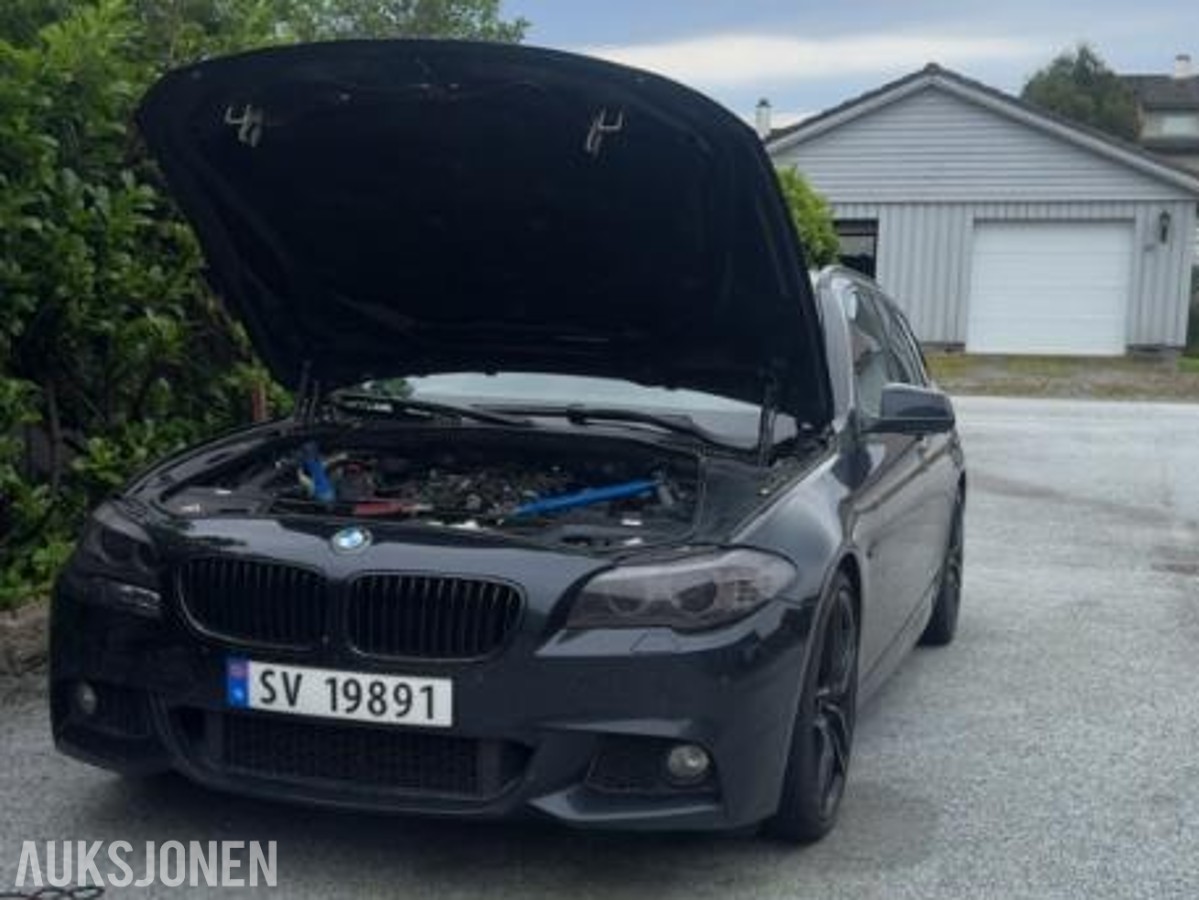 2011 BMW 5-serie F11520d 2.0 184hk Hengerfeste Panoramatak