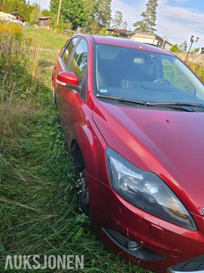 2009 Ford Focus 87 000 km - Reparasjonsobjekt