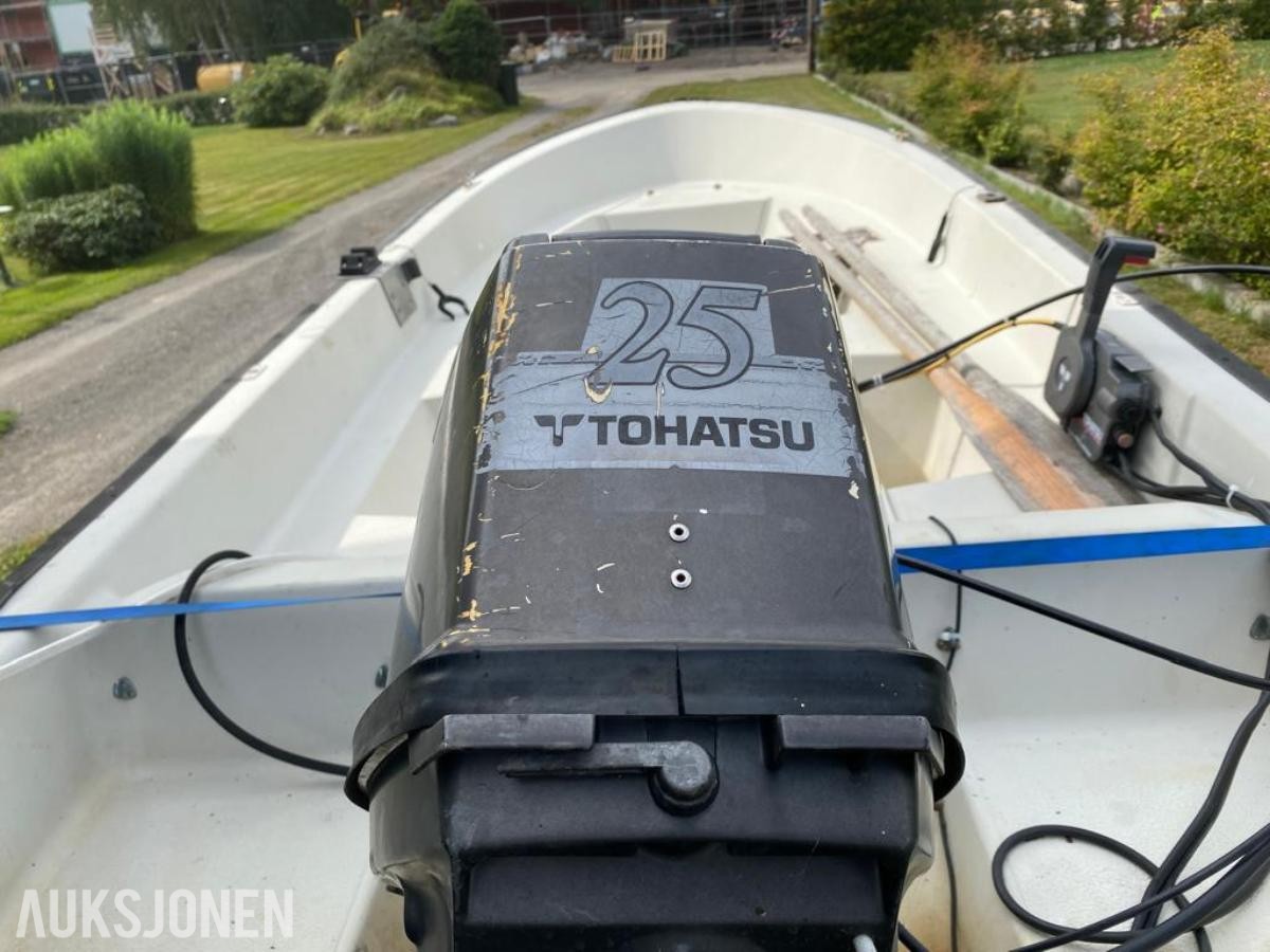 1980 GH14 med 2001 25hk Tohatsu
