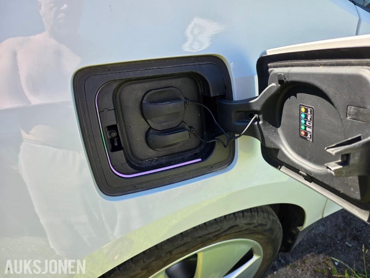 2019 BMW I3 120AH SOMMER VINTERHJUL 2 NØKLER