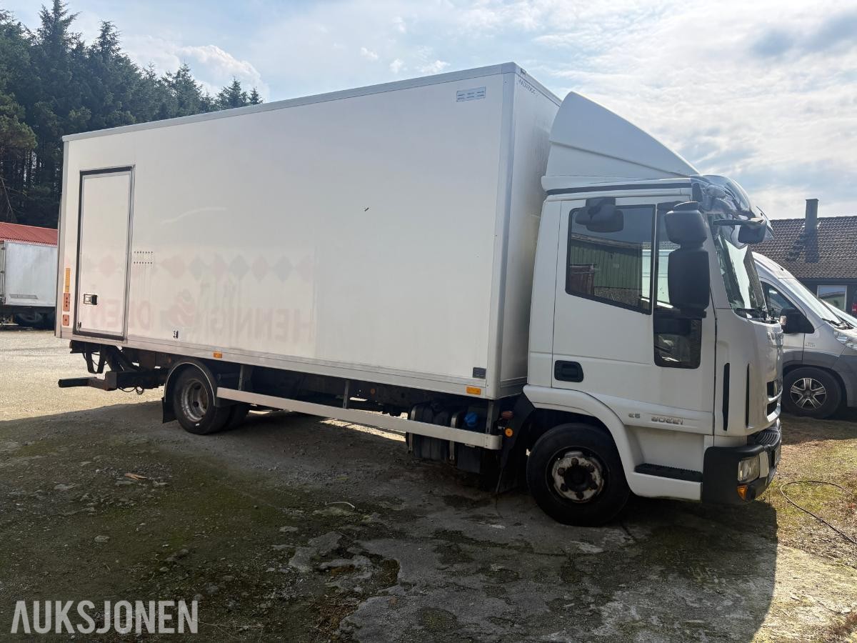 2014 Iveco Eurocargo bakløft-automatgir-euro6