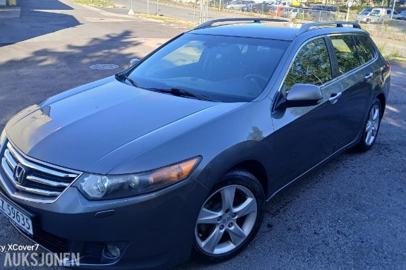 2009 Honda Accord 2,2 i-DTEC 150hk Executive Cruisekontroll, S+V dekk