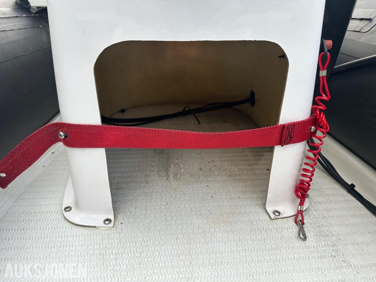 2016 Grand S275 Rib med styrekonsoll