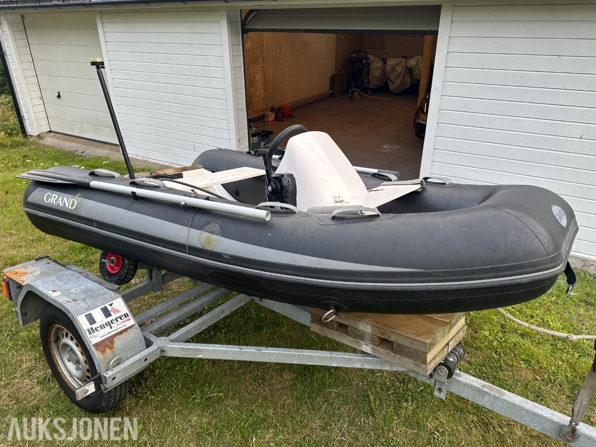 2016 Grand S275 Rib med styrekonsoll
