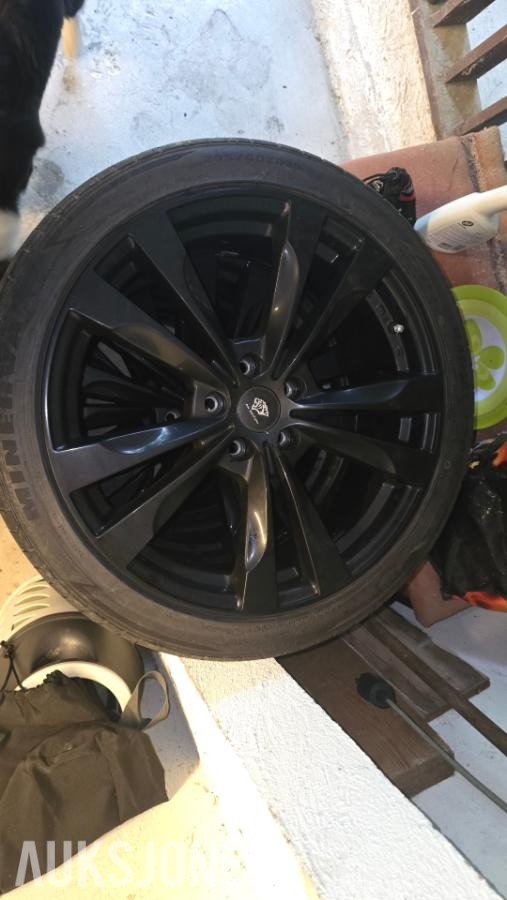 2025 19' felger 235/40zr19