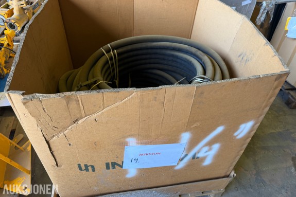 CA. 140 M HYDRAULIKKSLANGE 1 1/4 TOMMER – 2,5 KVEIL