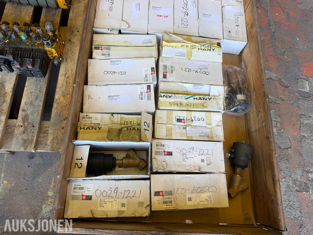 20 STK DANFOSS AV210C SKRÅSETEVENTILER – DN25