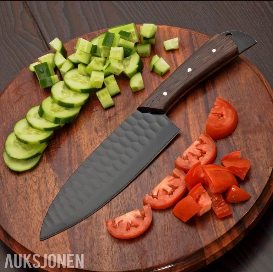 HÅNDLAGET KJØKKEN SETT 5 KNIVER MED LÆRMAPPE