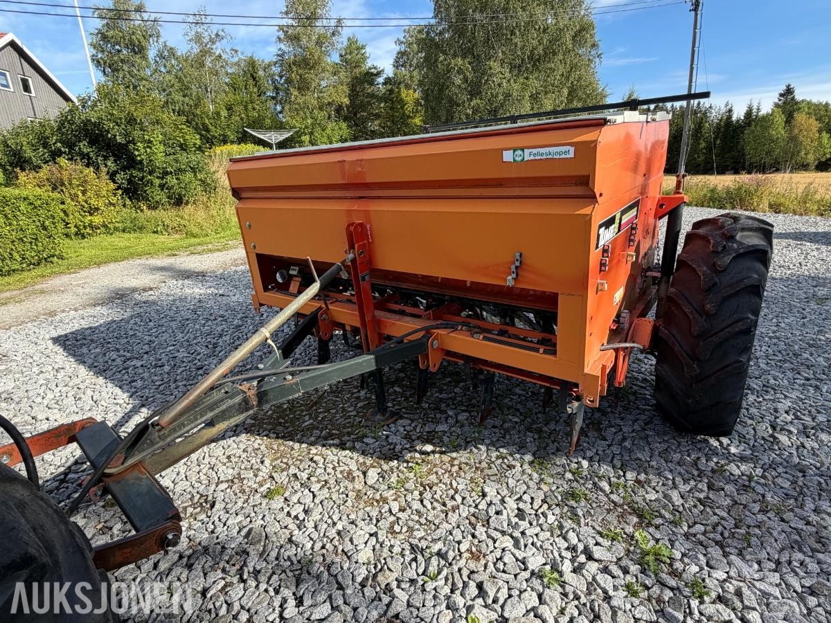 1997 Tume HKL-2500 såmaskin