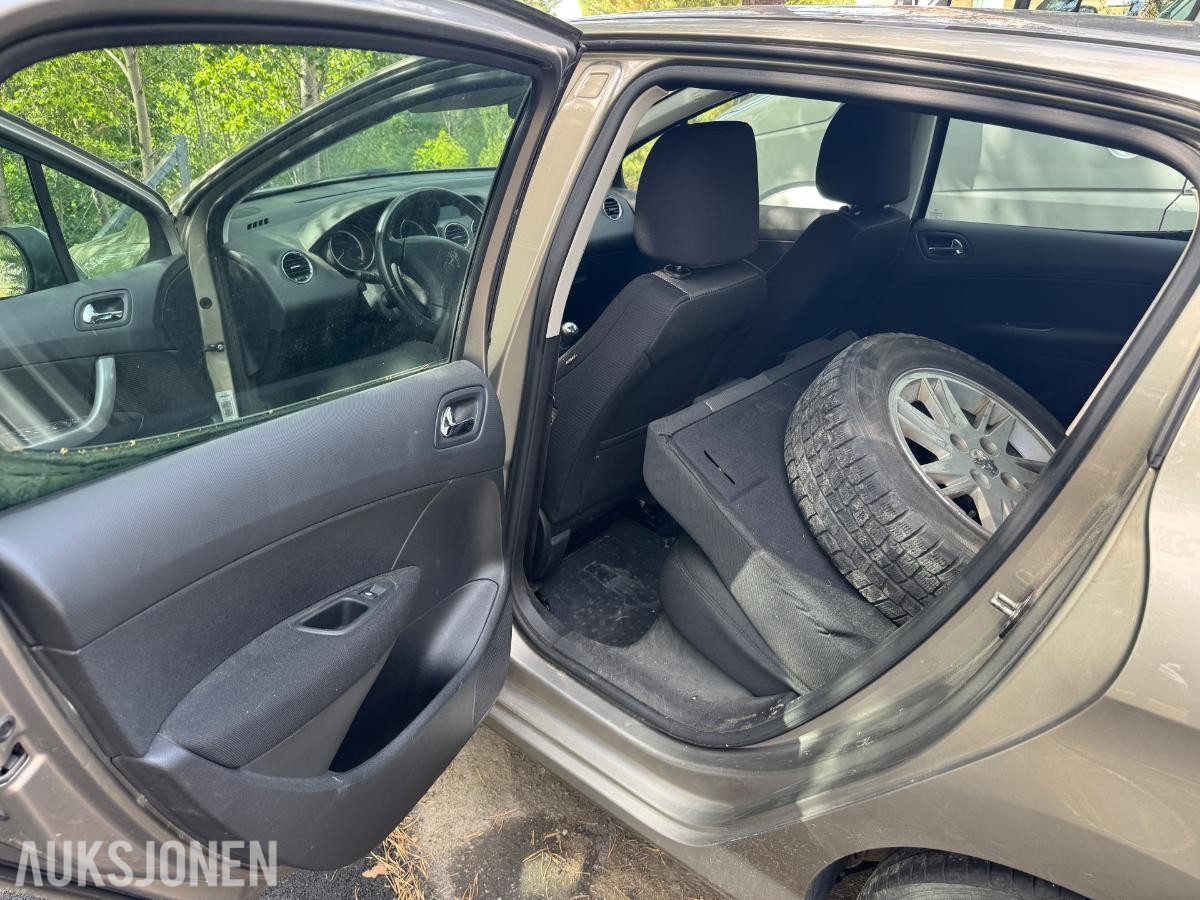 2011 Peugeot 308 1.6 92hk cruisekontroll mye påkostet s+v dekk