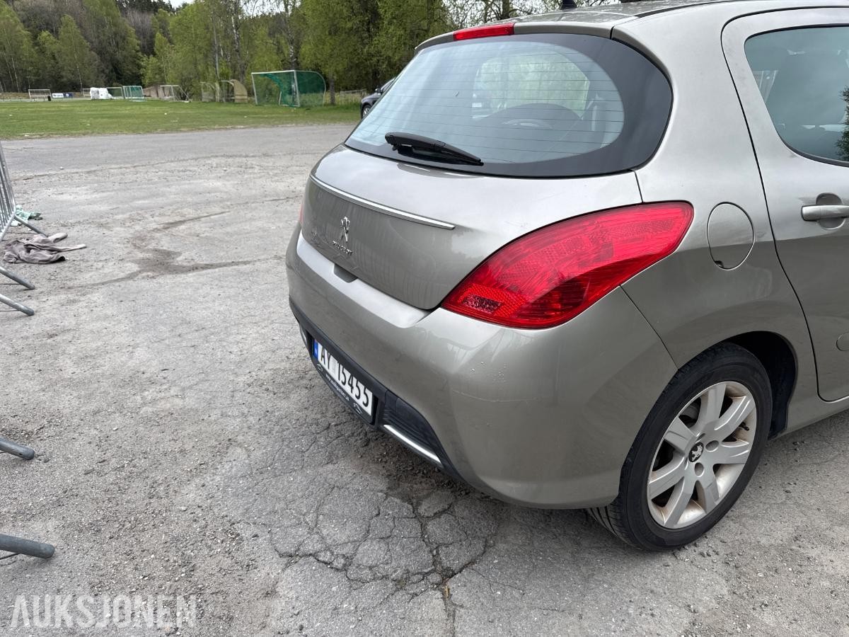 2011 Peugeot 308 1.6 92hk cruisekontroll mye påkostet s+v dekk