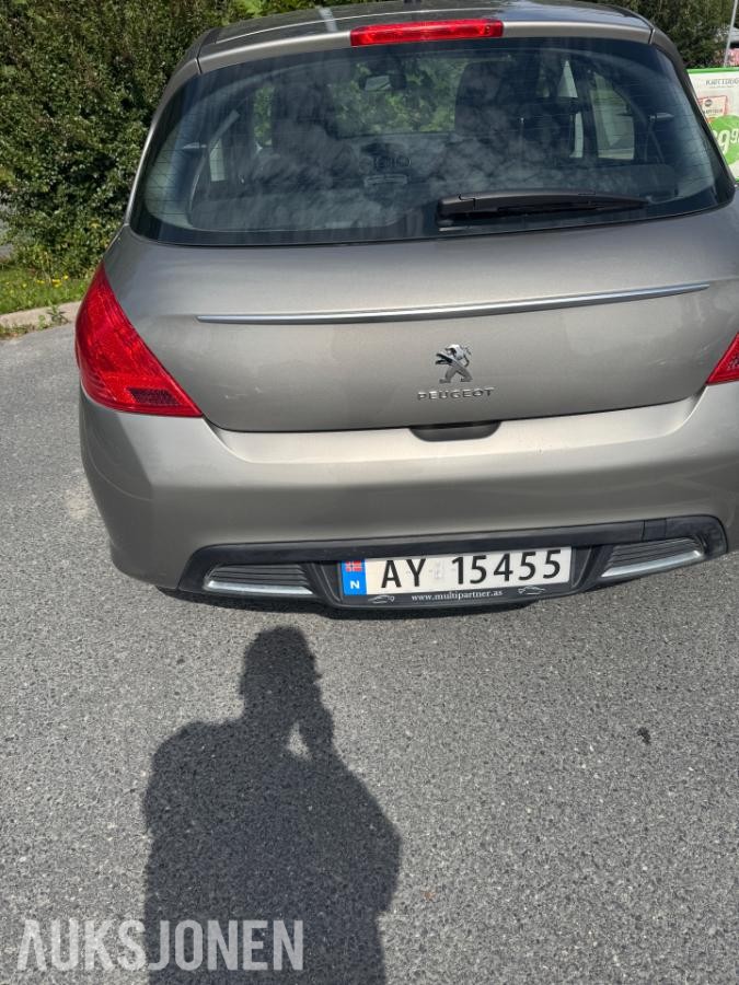 2011 Peugeot 308 1.6 92hk cruisekontroll mye påkostet s+v dekk