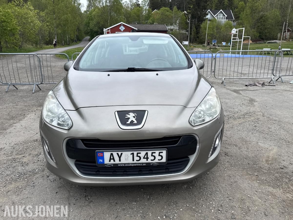 2011 Peugeot 308 1.6 92hk cruisekontroll mye påkostet s+v dekk