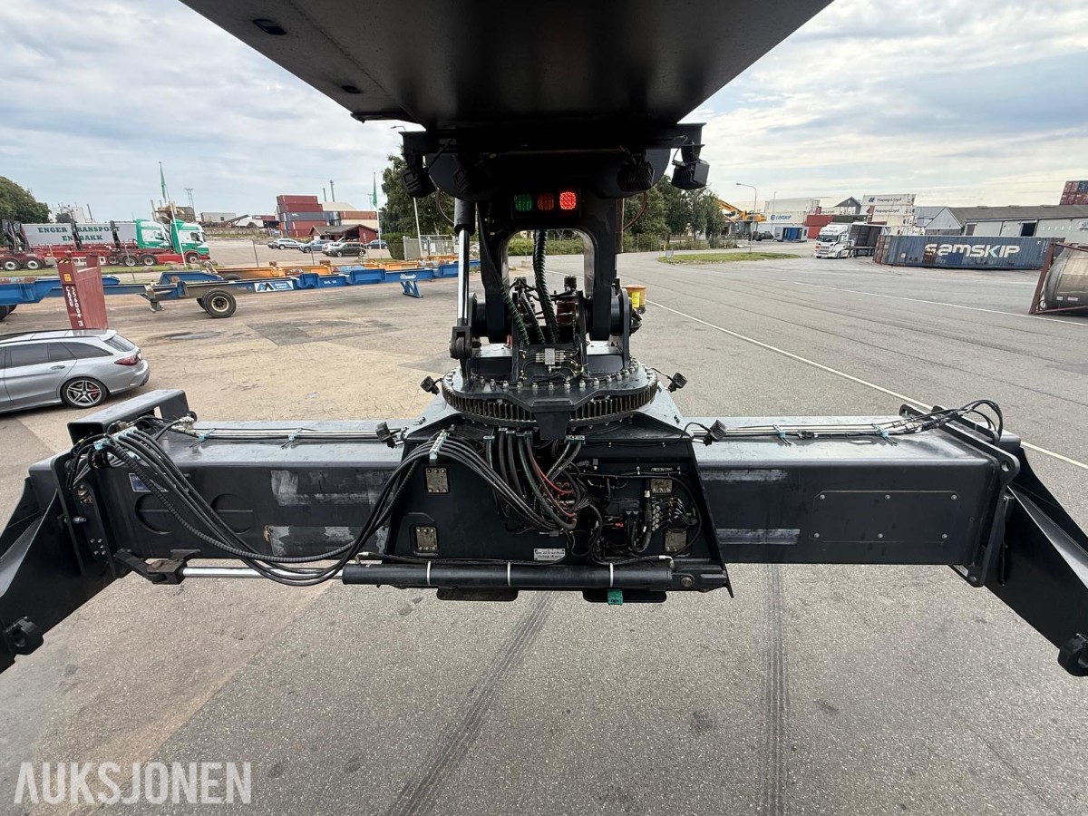 2018 Kalmar DRG450-65S5X reachstacker, 45 000 kg løftekapasitet