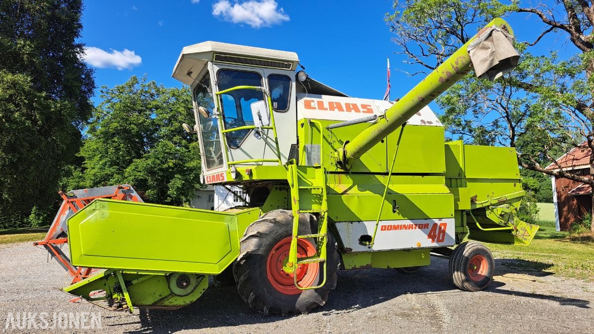 1985 Claas Dominator 48
