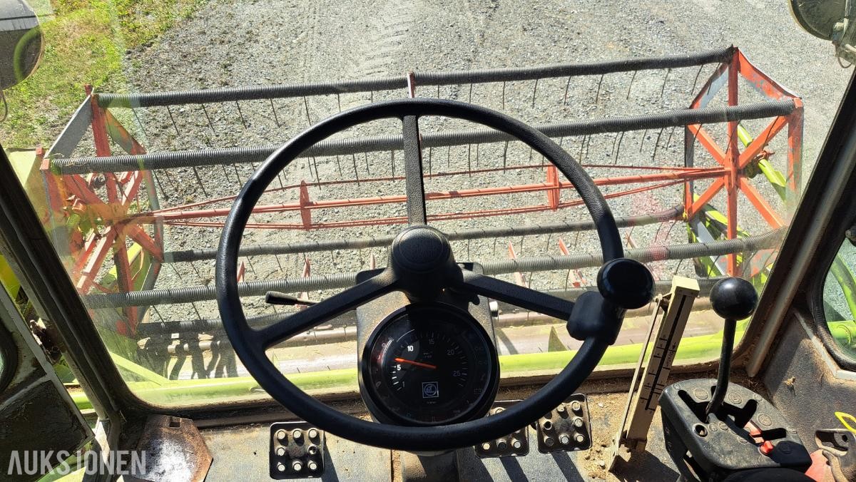 1985 Claas Dominator 48