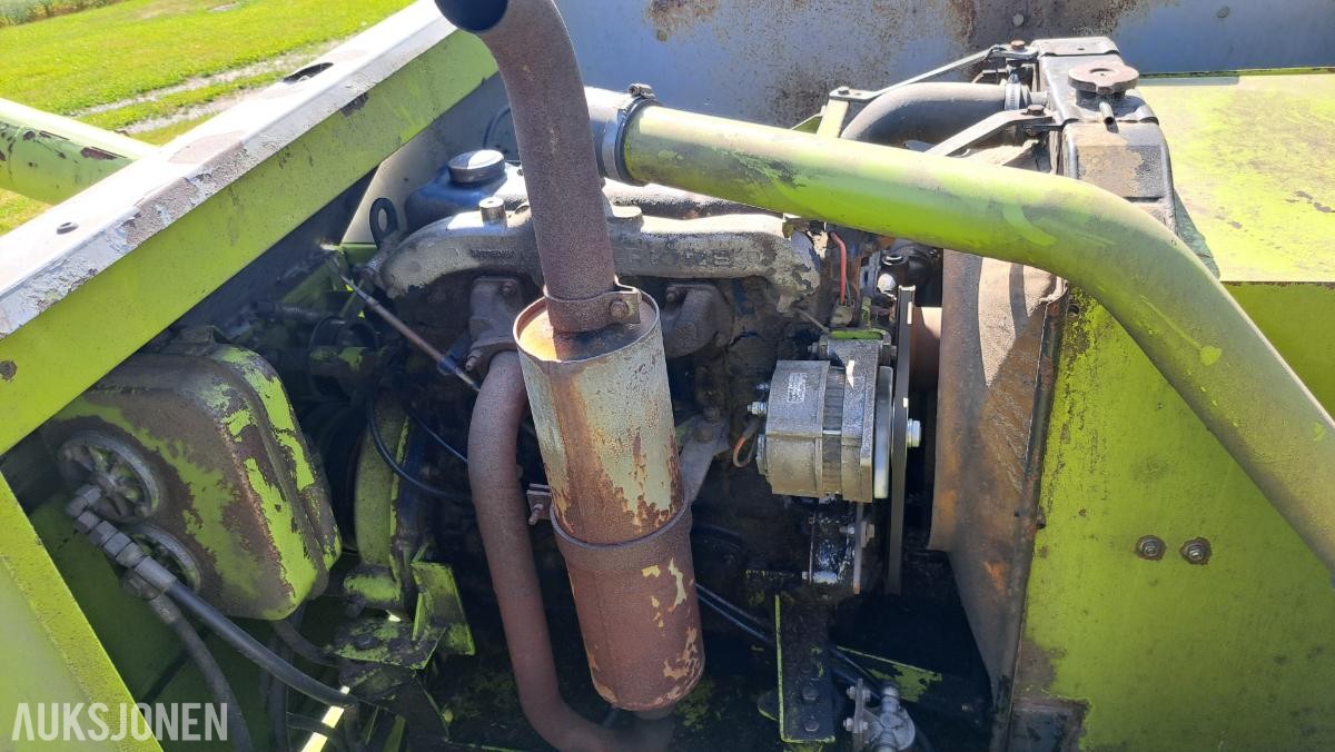 1985 Claas Dominator 48