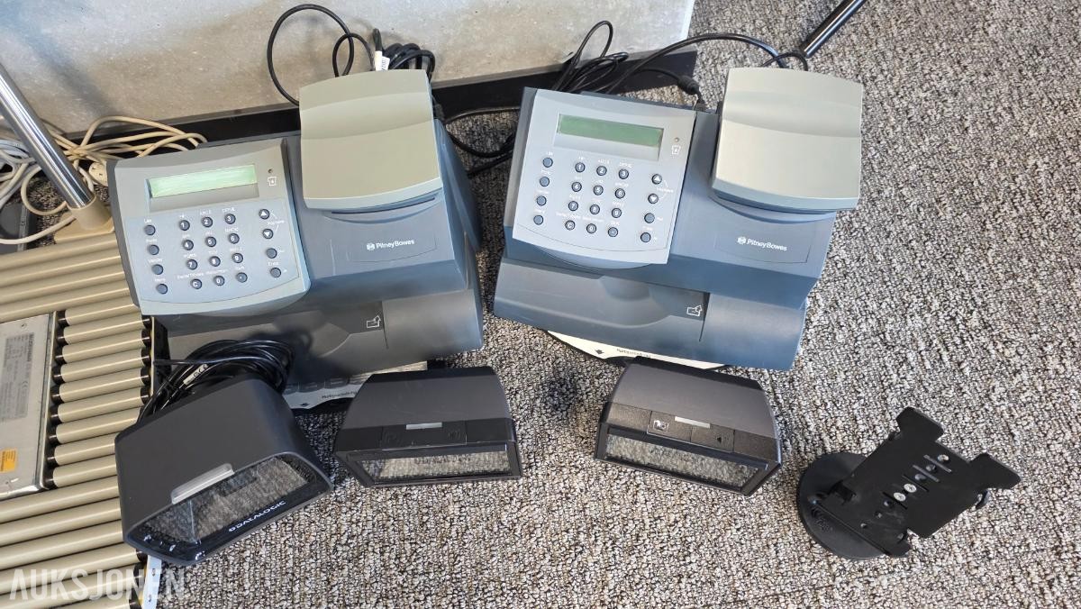 Diverse butikkutstyr selges samlet uten minstepris Verifone / Intermek +++
