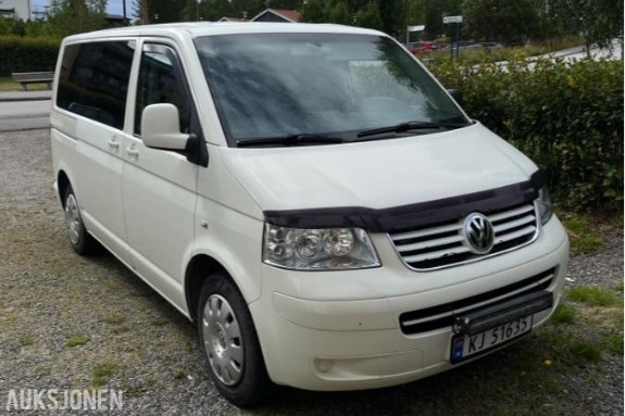 2009 Volkswagen Caravelle 1.9 TDI 102 hk manuelt gir 8 seter