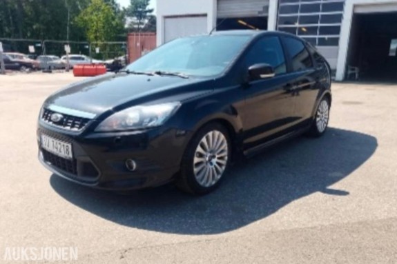 2009 Ford Focus 1.6 90hk manuell servicehistorikk s+v dekk rep objekt