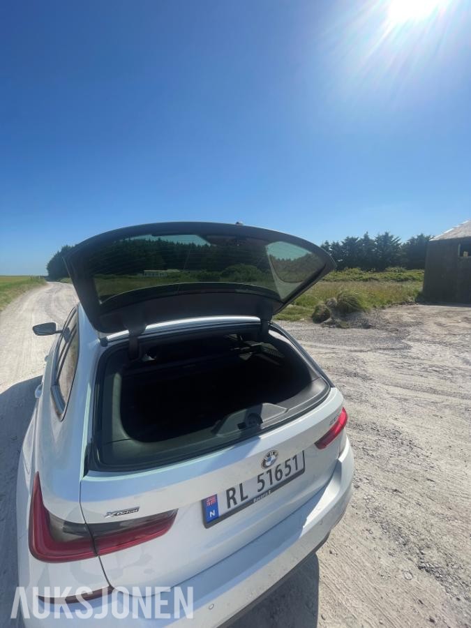 2020 BMW 330e xDrive Touring M-Sport, Adaptiv cruisekontroll, Ryggekamera, Hengerfeste