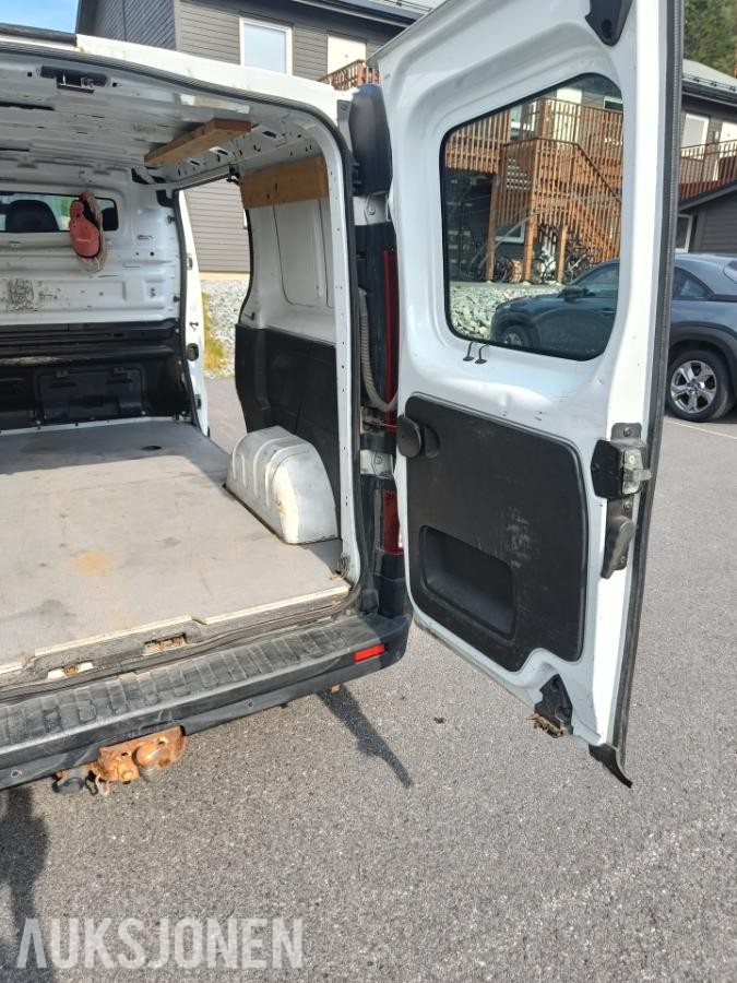 2014 Renault Trafic 1.6 Diesel 120hk Cruisekontroll, Hengerfeste S+V dekk
